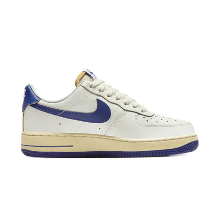 Nike Air Force 1 ‘07 Women’s Size 7 US Sail/Deep Royal Blue FQ8103-133