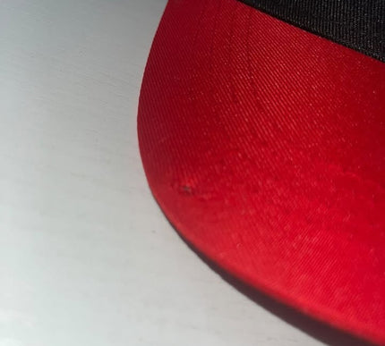 Essendon 2014 Members CAp OFFICAL AFL BRANDED Brand New (slight dmg)