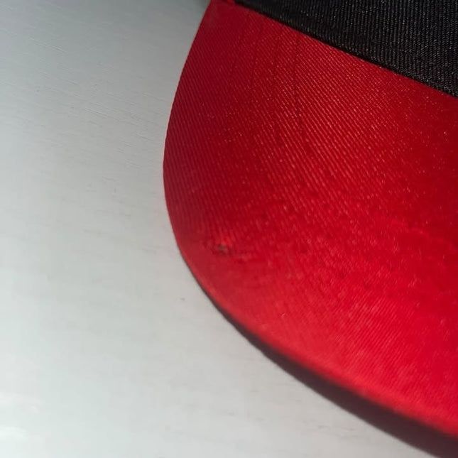 Essendon 2014 Members CAp OFFICAL AFL BRANDED Brand New (slight dmg)