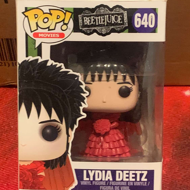 Lydia Deetz #640 "MOVIES" Beetle juice Funko Pop! Vinyl Figure (damaged)