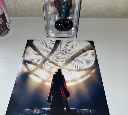 Doctor strange #32 Marvel Movie Hand painted Eaglemoss figurine with magazine 