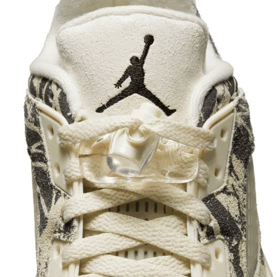 Jordan 5 Retro Low "coconut" Size 8us womens DA8016-100