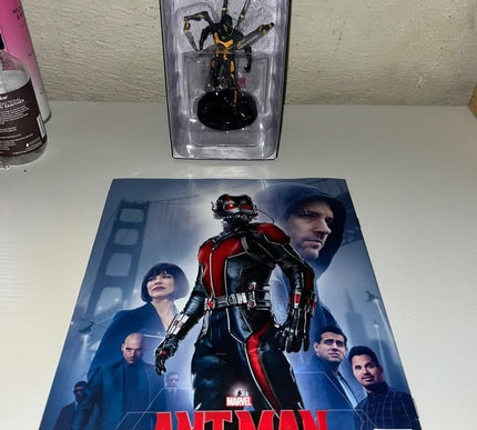 Jellow jacket #19 Marvel Movie Hand painted Eaglemoss figurine with magazine 