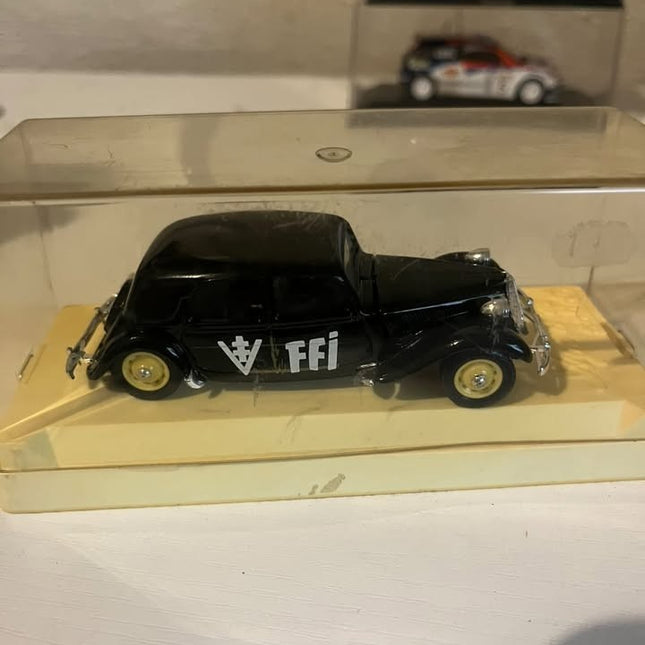 Solido, Car Ffi Military, Citroen 15 Six Traction Black+Box