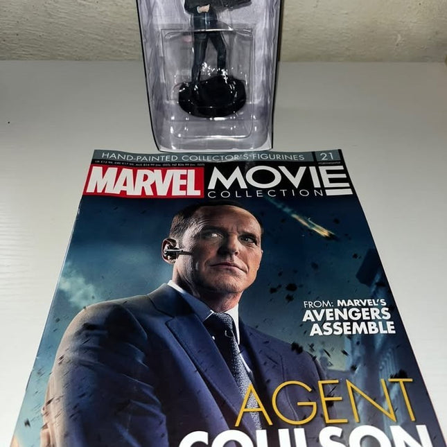Agent Coulson #21  Marvel Movie Hand painted Eaglemoss figurine with magazine 