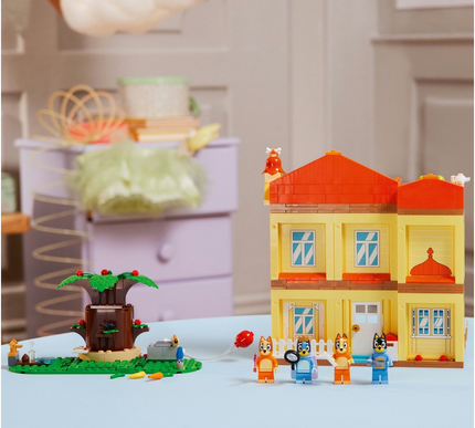 BRAND NEW LEGO® Bluey Bluey's Family House 11203 Lego set
