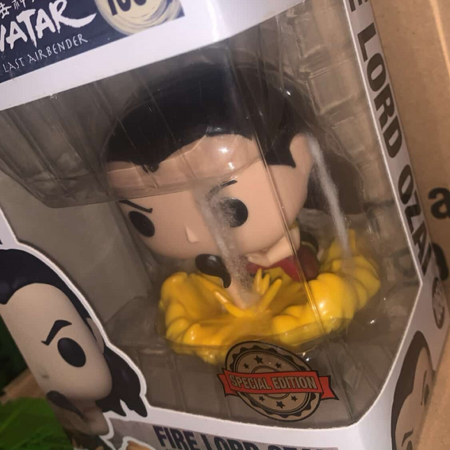 ATLA Fire Lord Ozai Special Edition Funko Pop 1058 + free case