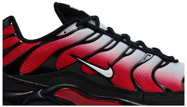Nike Air Max Plus TN White/Black/Red Fade Mens Size US 9 DM0032-017