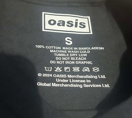 Oasis T-shirt - Small Brand new authentic Official merchandise 