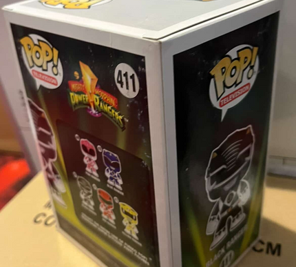 Black ranger #411 Power Rangers Funko Pop! vinyl (damaged)