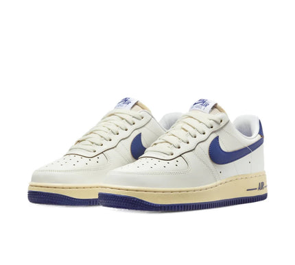 Nike Air Force 1 ‘07 Women’s Size 7 US Sail/Deep Royal Blue FQ8103-133