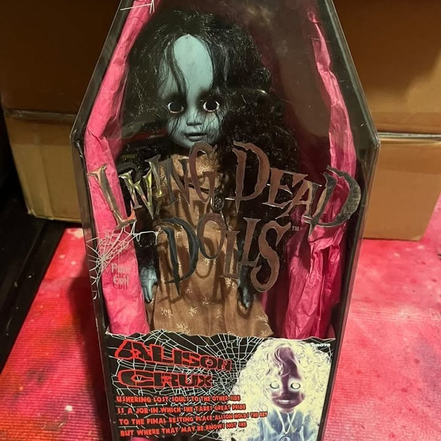 Living Dead Dolls Alison Crux Series 14 Open LDD
