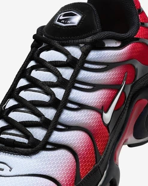 Nike Air Max Plus TN White/Black/Red Fade Mens Size US 9 DM0032-017