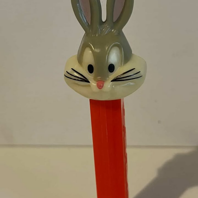 Looney Tunes Disney Bugs Bunny vintage 1990's Pez 