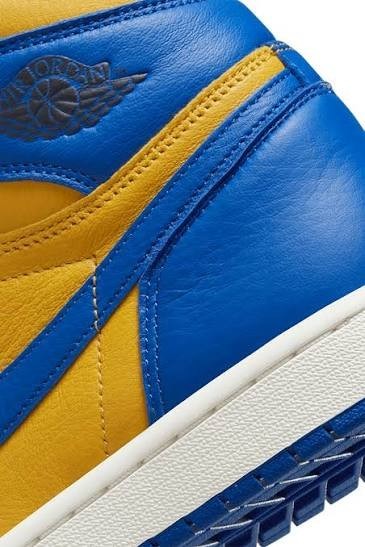 Size 7US - Air Jordan 1 Retro OG High Reverse Laney Woman’s BNIB FD2596 700