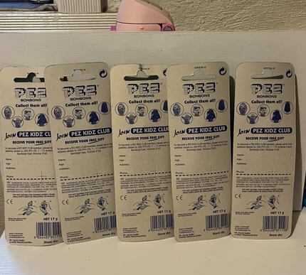 Vintage complete Star Wars Pez set 1990's
