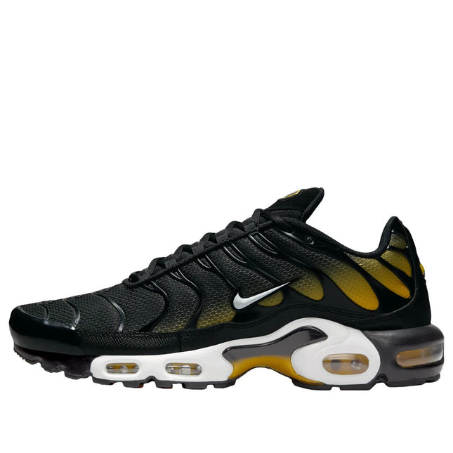 Nike Air Max PlusBlack University Gold White Size 8.5 Mens DM0032 013