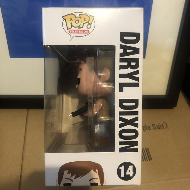 2015 The Walking Dead Daryl Dixon 14 Funko Pop Vinyl + Free Case (minor Damage)