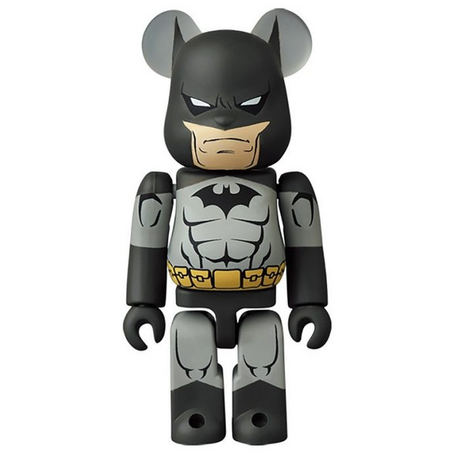 Bearbrick series 43 100% batman hush 