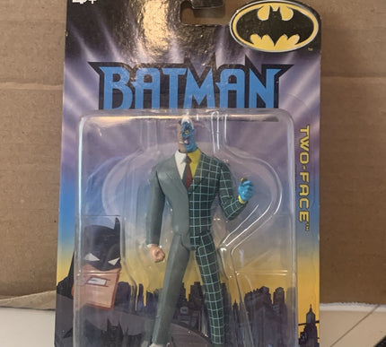 2008 TWO-FACE Animated - BATMAN - SEALED on Card MATTEL figurine