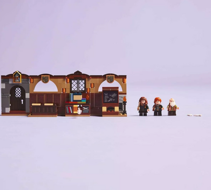 LEGO 76442 Harry Potter Hogwarts Castle: Charms Class