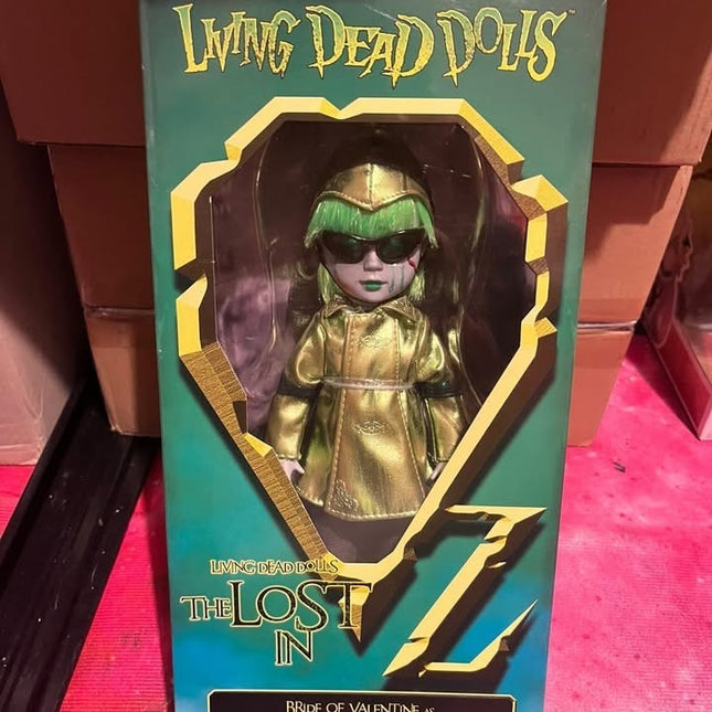 New Mezco Living Dead Dolls Lost in OZ Bride of Valentine as The tin man