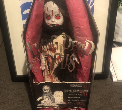 LIVING DEAD DOLLS SERIES 8 GRACE OF THE GRAVE