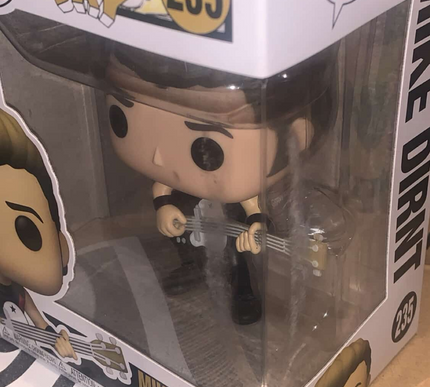 mike dirnt #235 Pop! vinyl music funko + free case (damage)