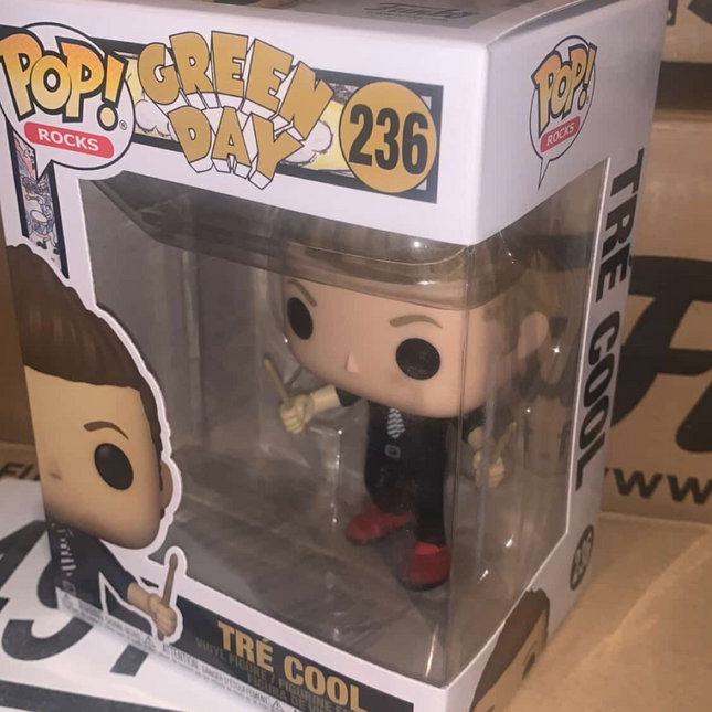 Tre cool #236 Pop! vinyl music funko + free case (damage)