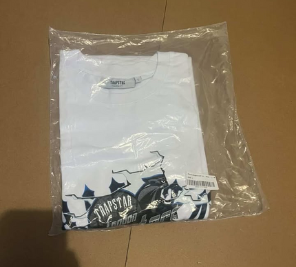 Shooters Breakthrough Brand new authentic Trapstar T-shirt - Large