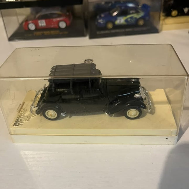 Vintage 1/43 Solido - Citroen 15 cv Gaz Die-Cast Model # 4115