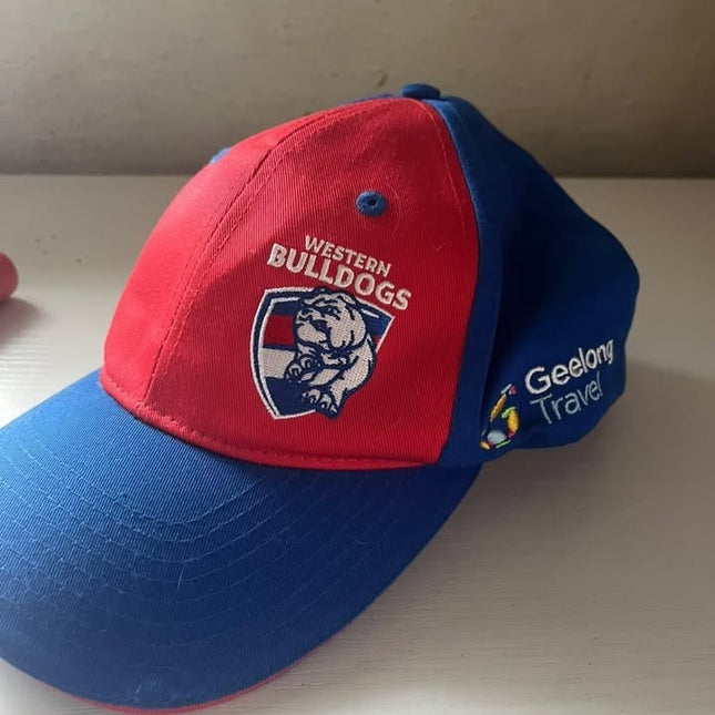 Western Bulldogs 2018 Members Cap OFFICAL AFL BRANDED 