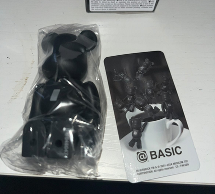 Bearbrick 100% Be@rbrick Series 48 Basic Alphabet Letter I with Card
