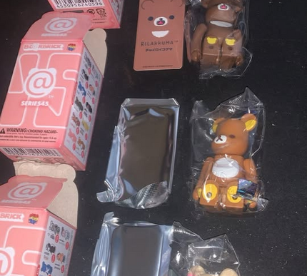 bearbrick series 45 cute bears variant set of 3 100% sealed with cards and boxes