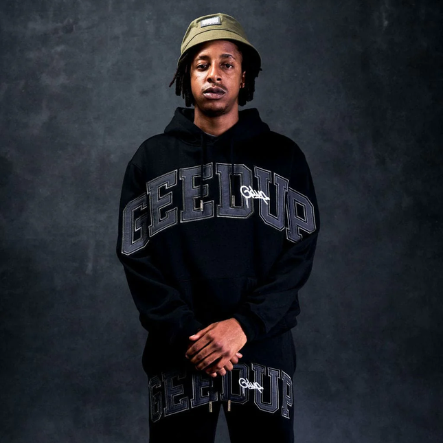 GEEDUP Team Logo/Handstyle Hoodie Black/Grey/White Size - Large