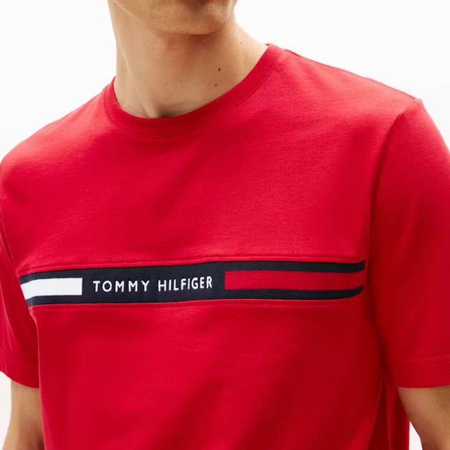 Crew Neck Logo Panel T-shirt in red Size - Medium