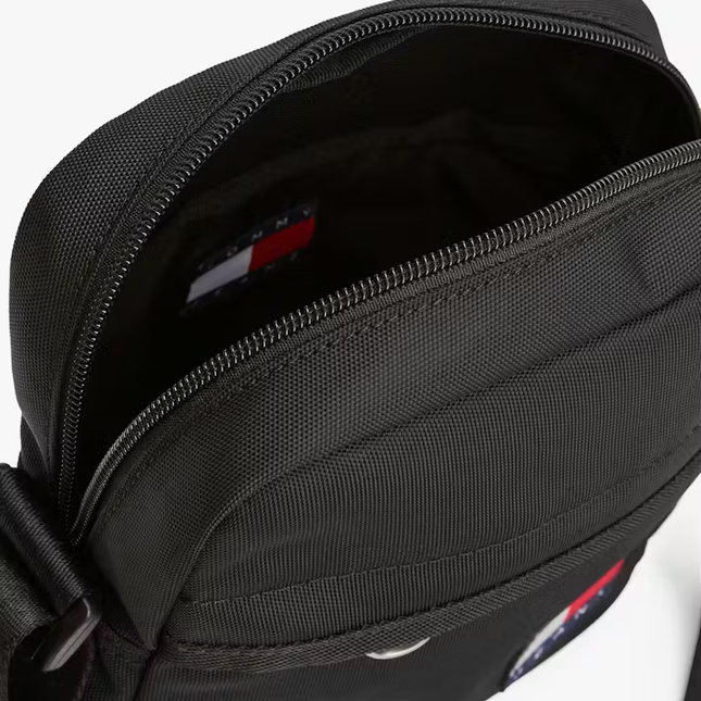 Tommy Hilfiger Essential Crossbody Reporter Bag