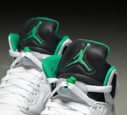 Jordan 5 Retro Lucky Green (Women's) Size - 8us