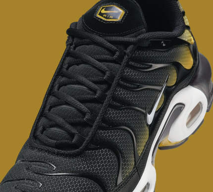 Nike Air Max Plus Black University Gold White Size - 8.5US