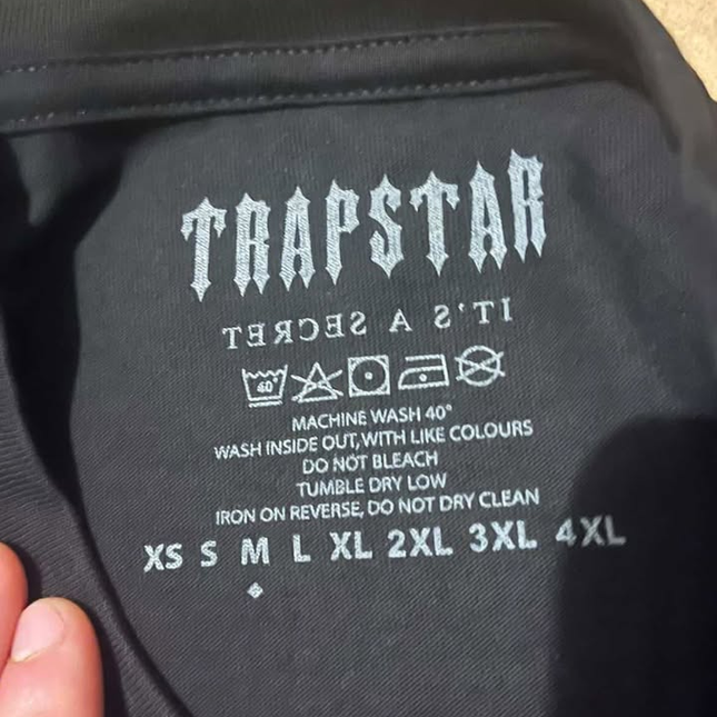 Trapstar Its a secret SS black TEE - Size M